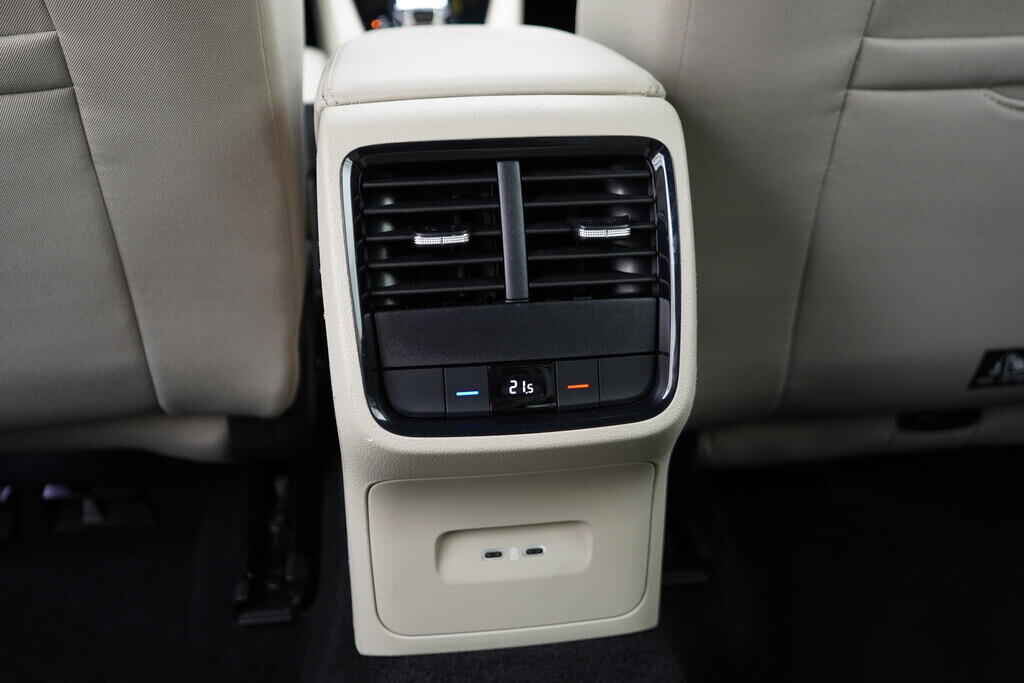 OV190V09726_37.webp_OCTAVIA Style 2.0 TDI 110 kW automat, DPH