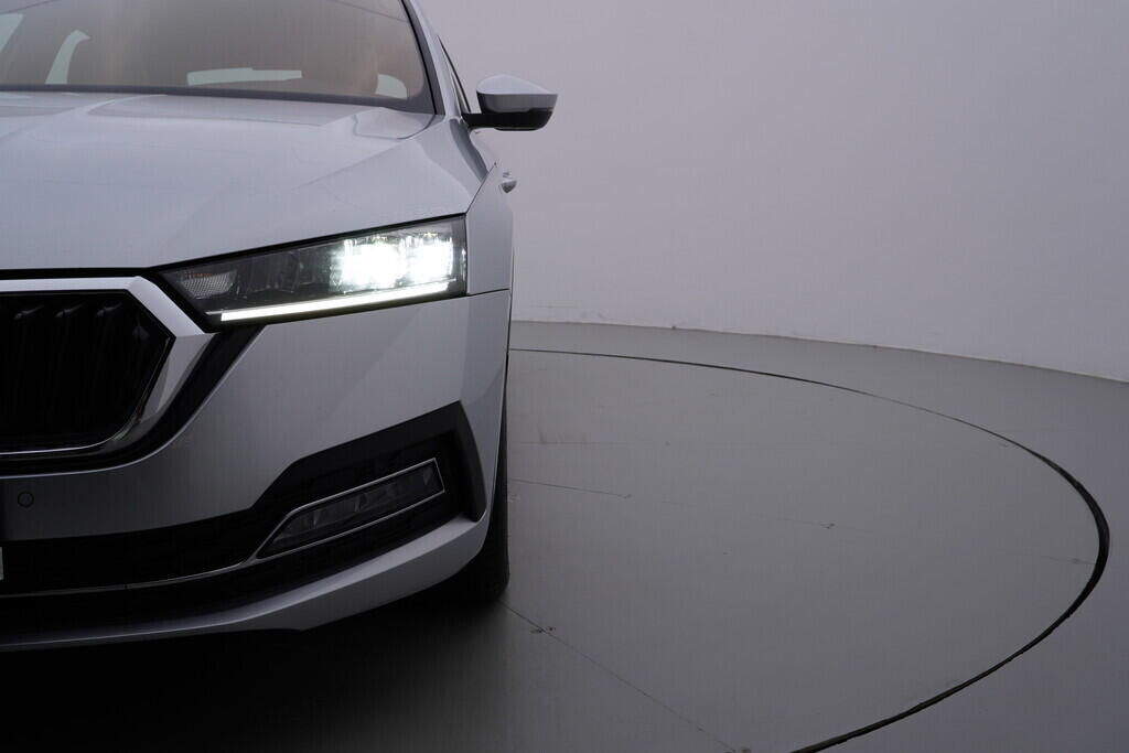 OV190V09726_42.webp_OCTAVIA Style 2.0 TDI 110 kW automat, DPH