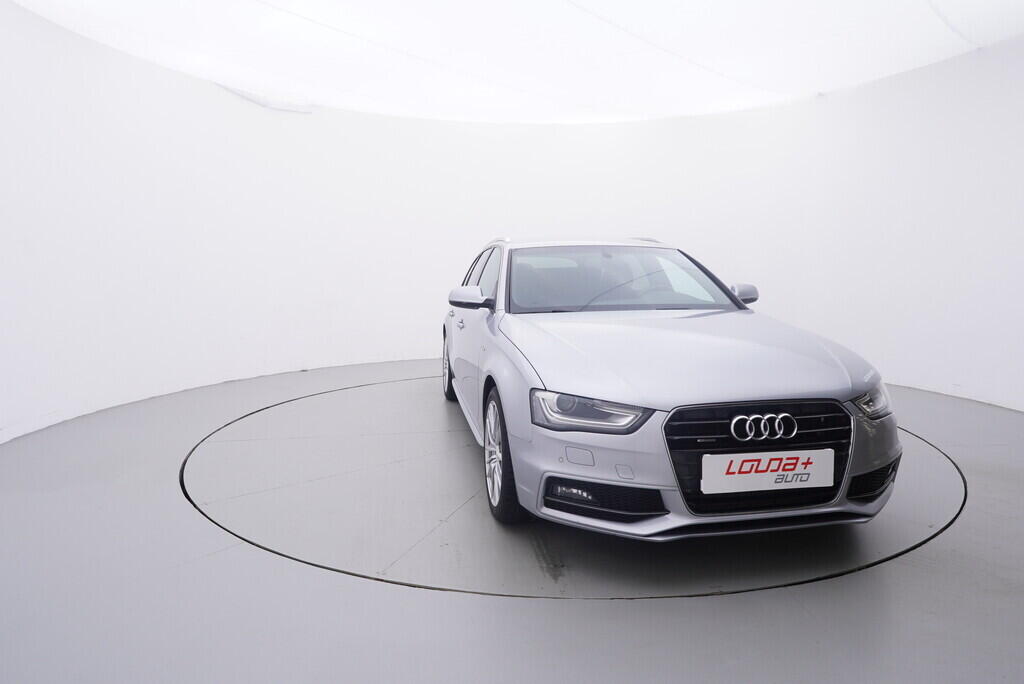 OV190V09728_17.webp_A4 AVANT S-line 3.0 TDI 180 kW manuál, DPH