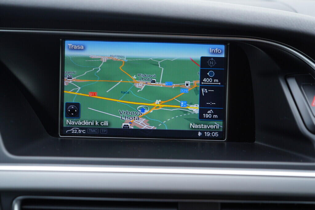 OV190V09728_31.webp_A4 AVANT S-line 3.0 TDI 180 kW manuál, DPH