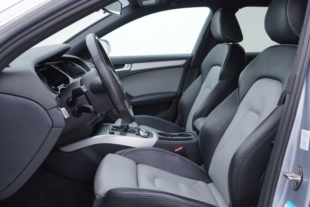 OV190V09728_48.webp_A4 AVANT S-line 3.0 TDI 180 kW manuál, DPH