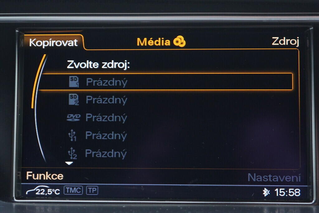 OV190V09728_55.webp_A4 AVANT S-line 3.0 TDI 180 kW manuál, DPH