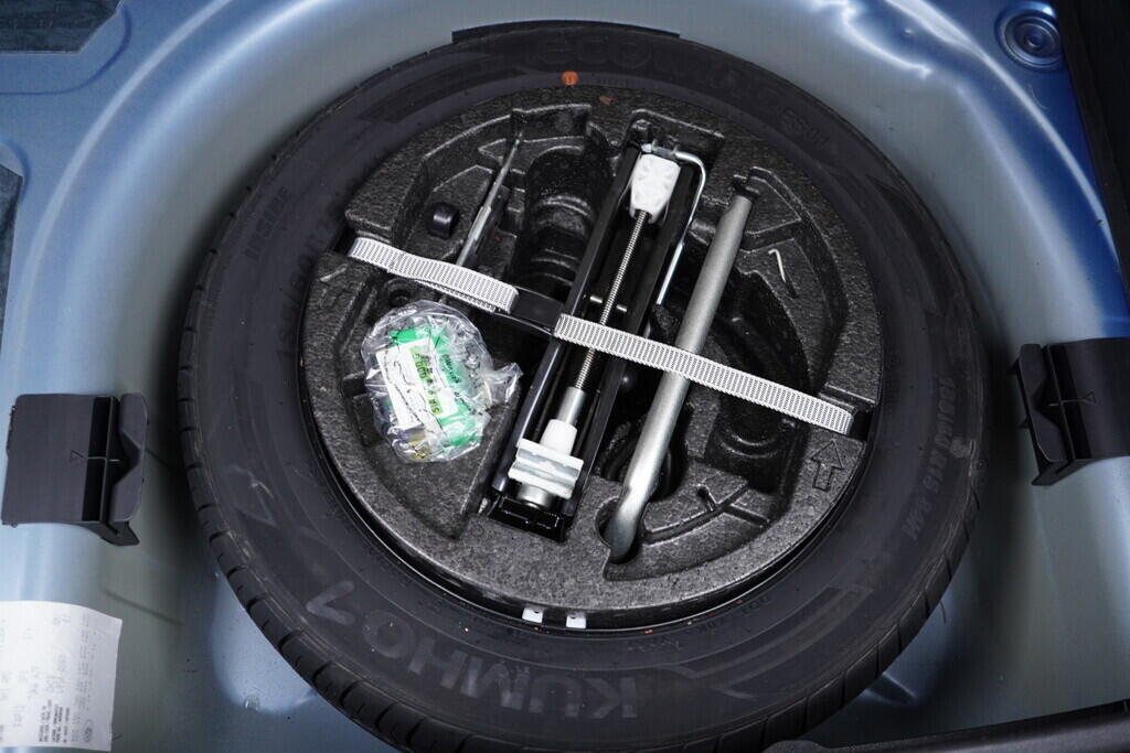 OV190V09730_38.webp_RAPID Style 1.0 TSI 70 kW automat