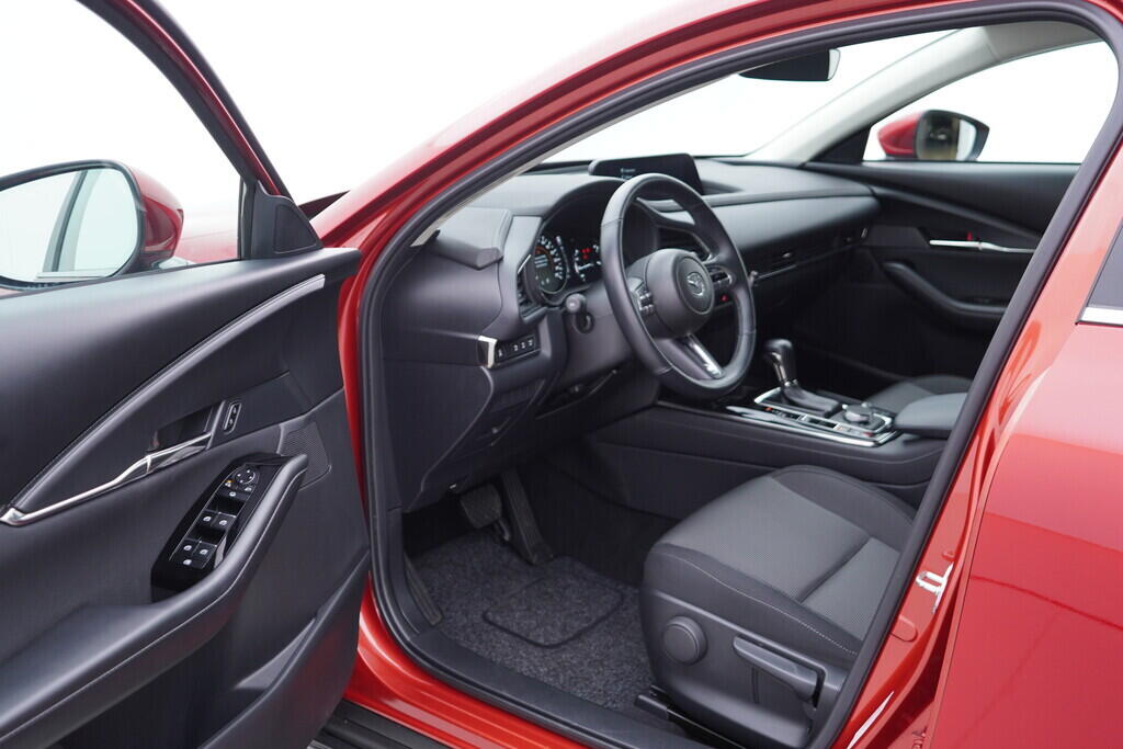 OV190V09732_18.webp_CX-30  2.0  110 kW automat