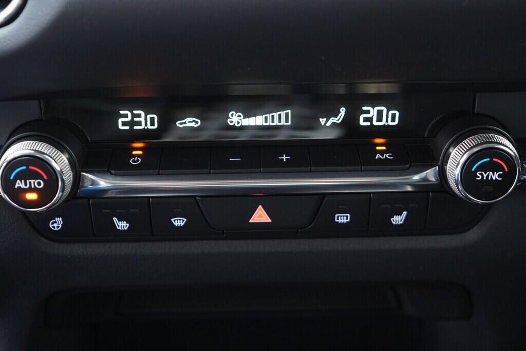 OV190V09732_32.webp_CX-30  2.0  110 kW automat