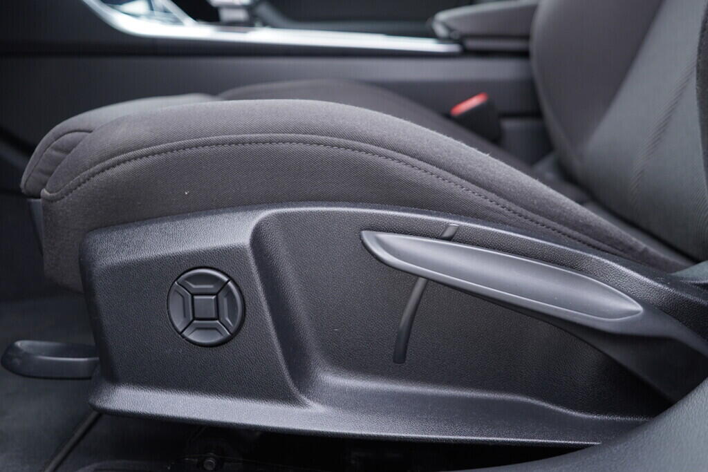 OV190V09733_21.webp_A6 AVANT  3.0 TDI 170 kW automat, DPH