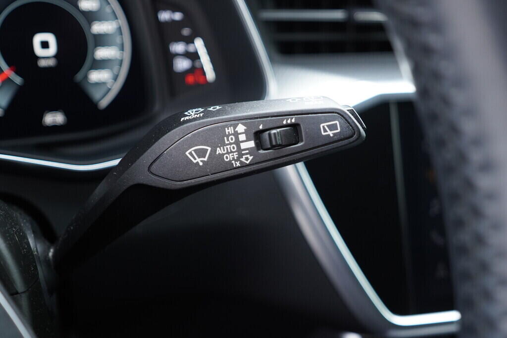 OV190V09733_26.webp_A6 AVANT  3.0 TDI 170 kW automat, DPH