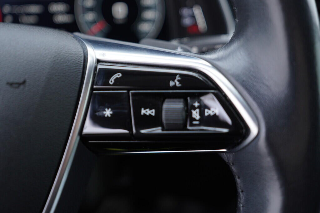 OV190V09733_28.webp_A6 AVANT  3.0 TDI 170 kW automat, DPH