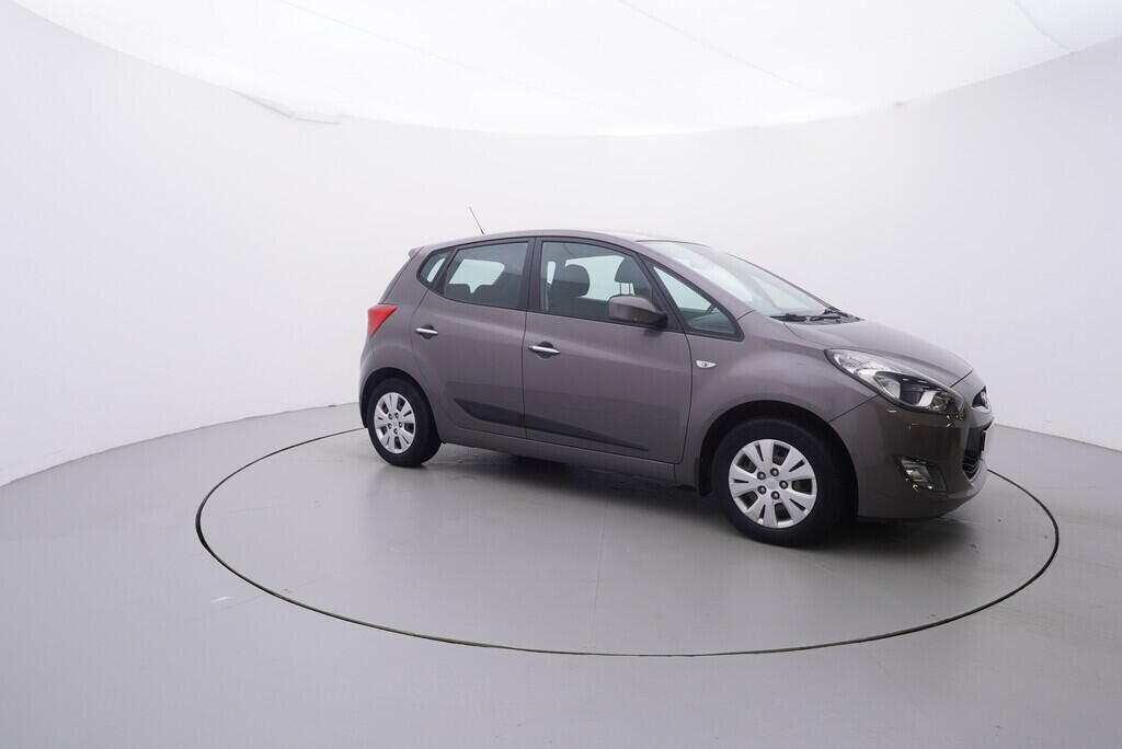 OV190V09734_16.webp_IX20  1.4  66 kW manuál