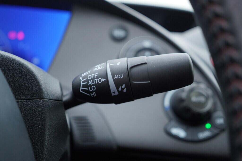 OV190V09735_25.webp_CIVIC TYPE-R 2.0  148 kW manuál