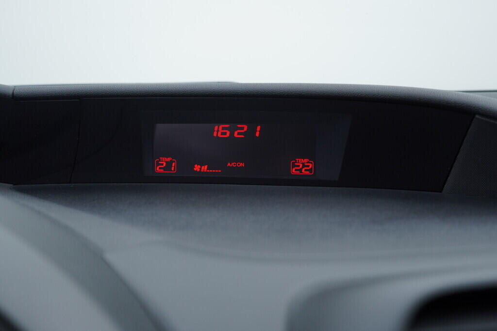 OV190V09735_28.webp_CIVIC TYPE-R 2.0  148 kW manuál