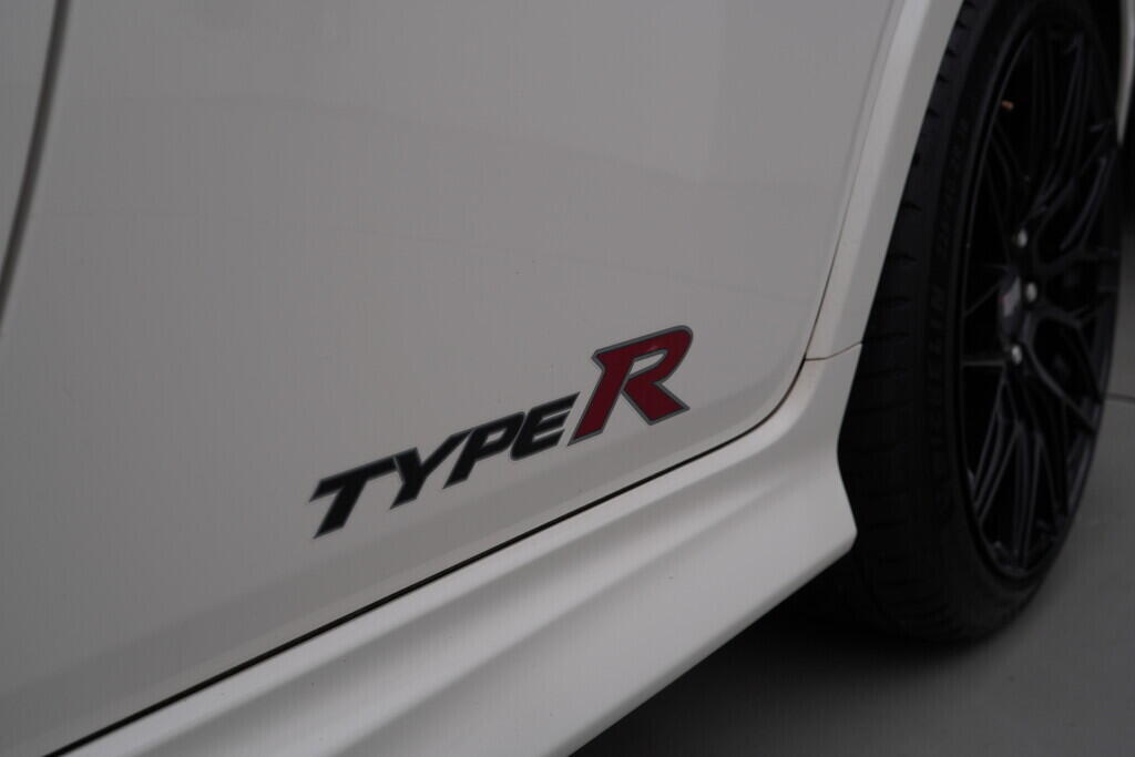 OV190V09735_35.webp_CIVIC TYPE-R 2.0  148 kW manuál