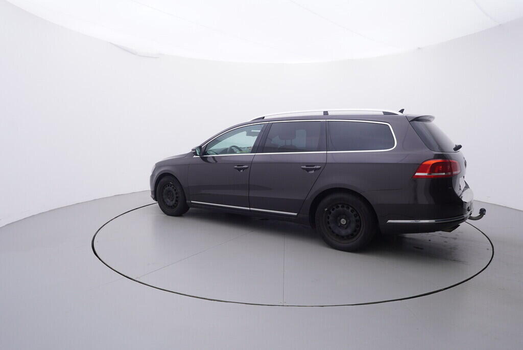 OV190V09739_12.webp_PASSAT variant bluemotion 2.0 TDI 103 kW manuál