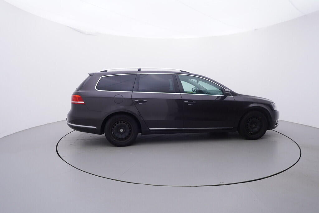 OV190V09739_15.webp_PASSAT variant bluemotion 2.0 TDI 103 kW manuál