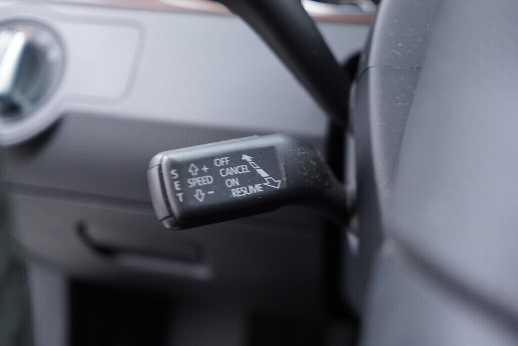 OV190V09739_25.webp_PASSAT variant bluemotion 2.0 TDI 103 kW manuál