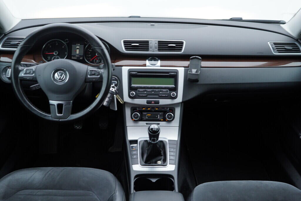 OV190V09739_27.webp_PASSAT variant bluemotion 2.0 TDI 103 kW manuál