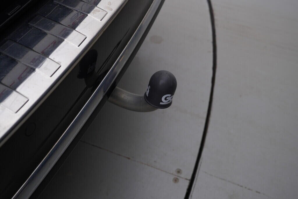 OV190V09739_41.webp_PASSAT variant bluemotion 2.0 TDI 103 kW manuál