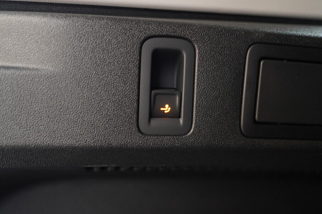 OV190V09740_41.webp_TIGUAN Life 1.5 TSI 96 kW automat, DPH