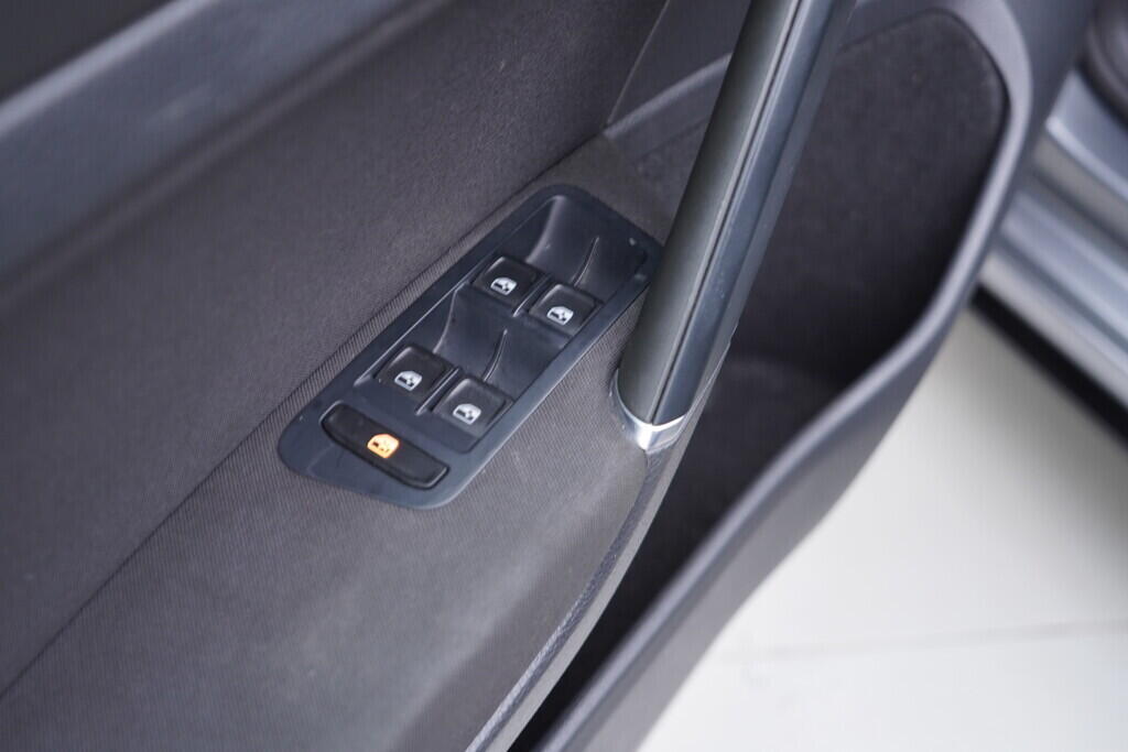 OV190V09741_20.webp_GOLF Sport 1.4 TSI 110 kW automat