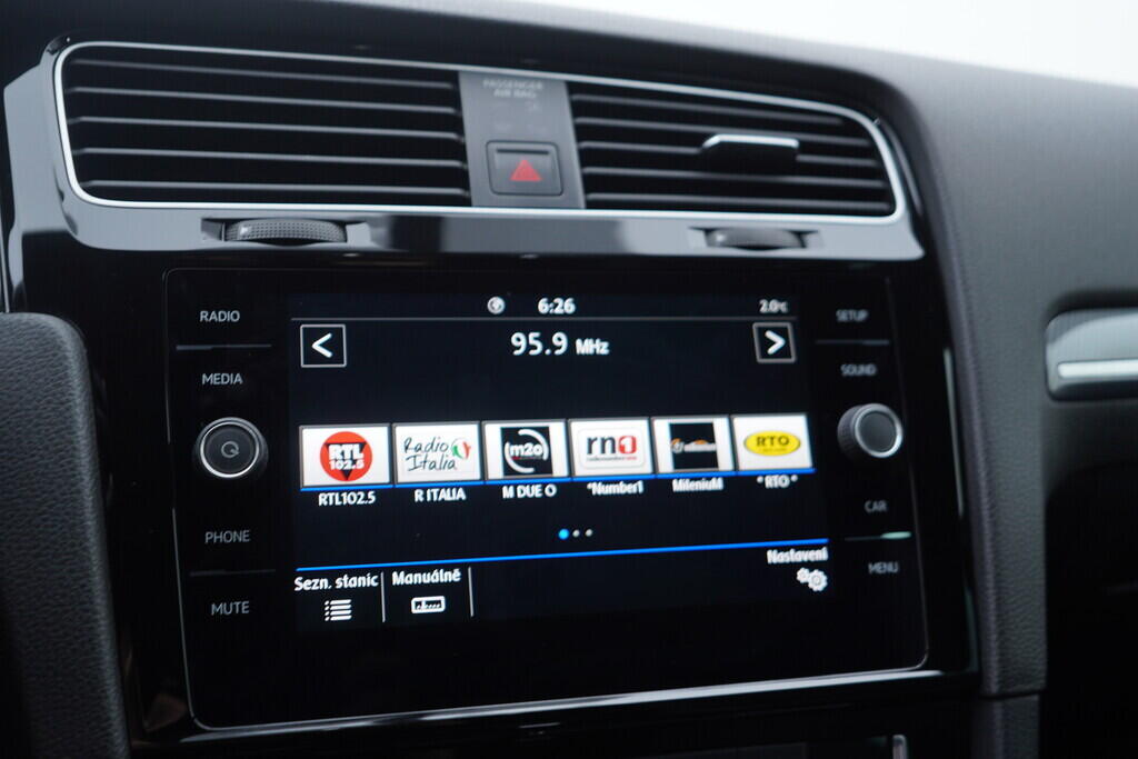 OV190V09741_30.webp_GOLF Sport 1.4 TSI 110 kW automat