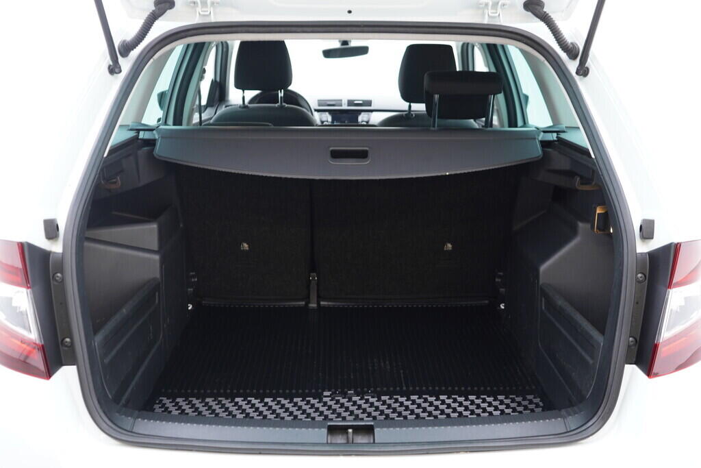 OV190V09742_35.webp_FABIA Style Edition 100 1.0 TSI 81 kW automat