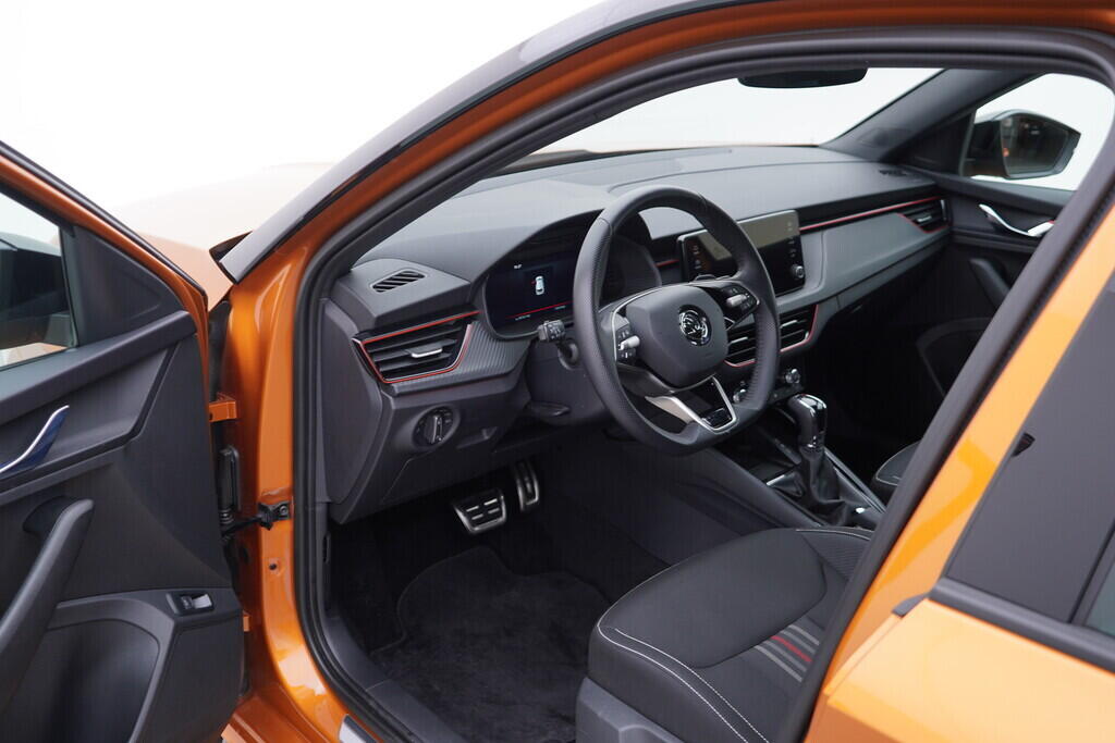 OV190V09743_18.webp_KAMIQ Monte Carlo 1.0 TSI 85 kW automat, DPH