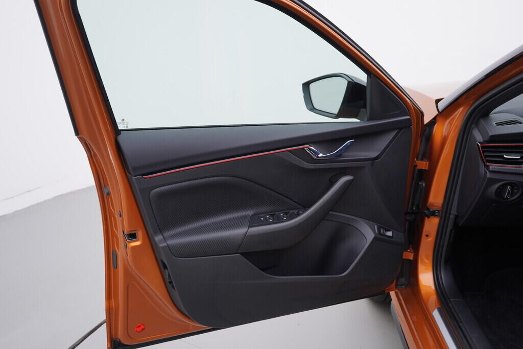 OV190V09743_19.webp_KAMIQ Monte Carlo 1.0 TSI 85 kW automat, DPH