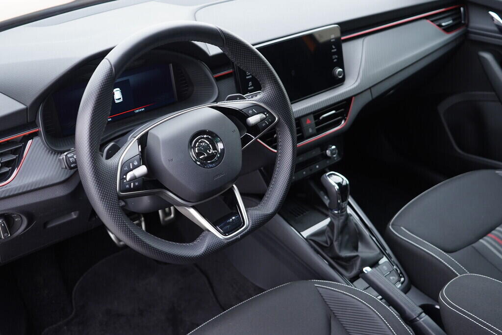 OV190V09743_21.webp_KAMIQ Monte Carlo 1.0 TSI 85 kW automat, DPH