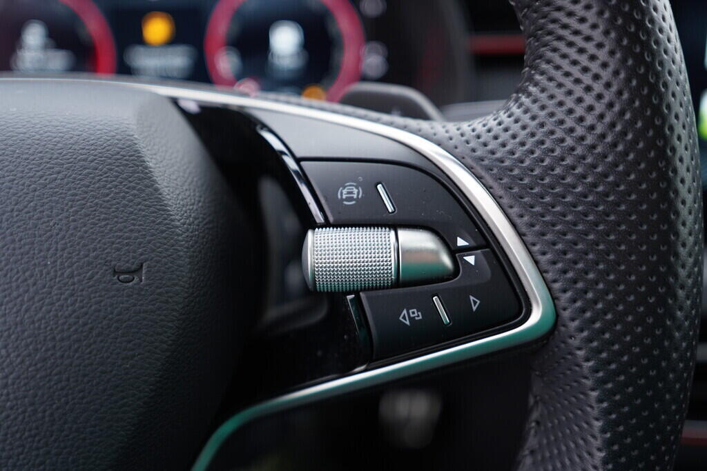 OV190V09743_26.webp_KAMIQ Monte Carlo 1.0 TSI 85 kW automat, DPH