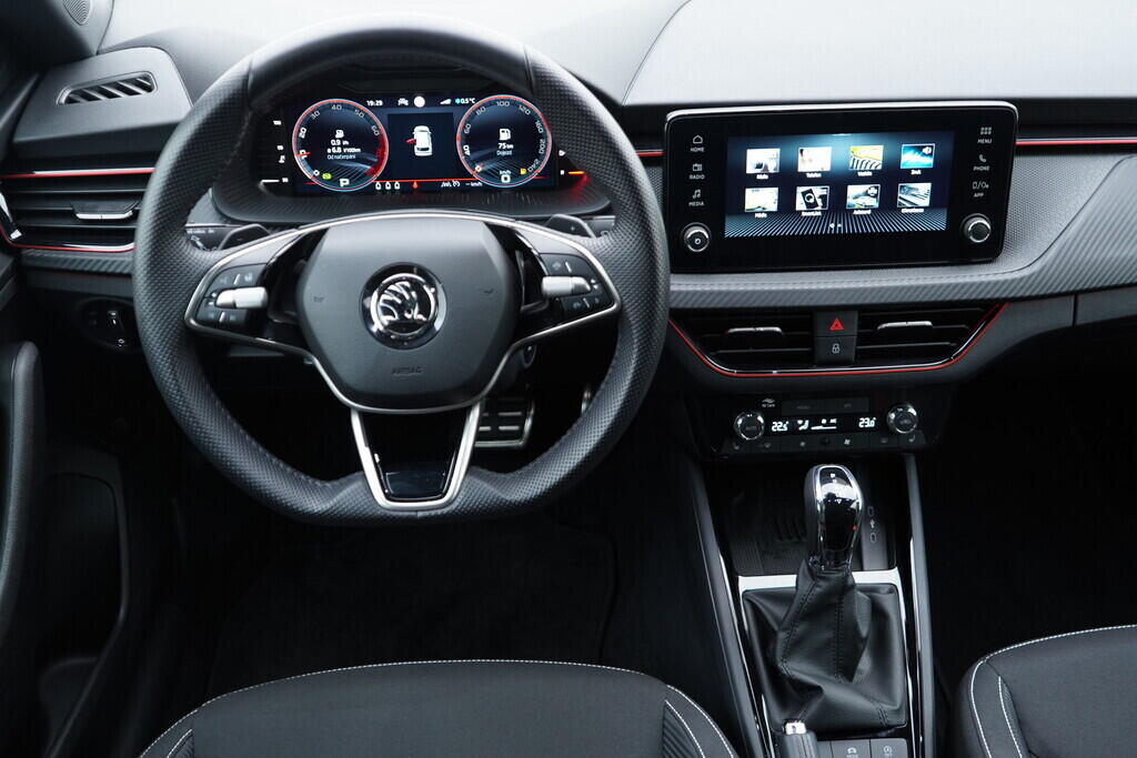 OV190V09743_27.webp_KAMIQ Monte Carlo 1.0 TSI 85 kW automat, DPH