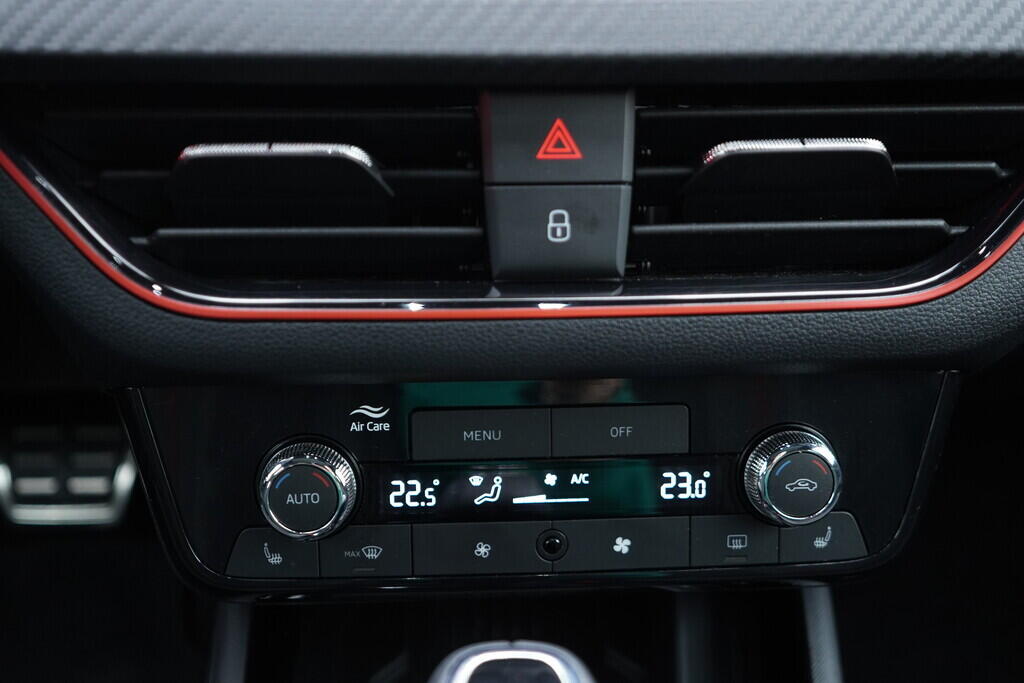 OV190V09743_31.webp_KAMIQ Monte Carlo 1.0 TSI 85 kW automat, DPH