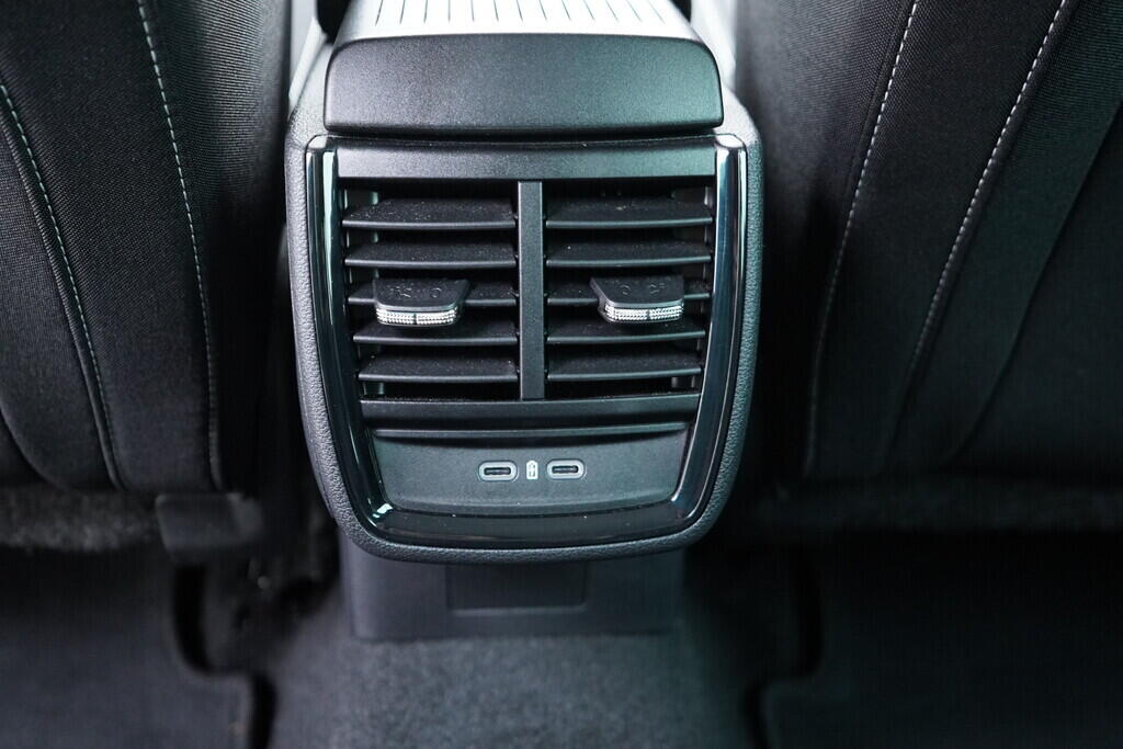 OV190V09743_35.webp_KAMIQ Monte Carlo 1.0 TSI 85 kW automat, DPH