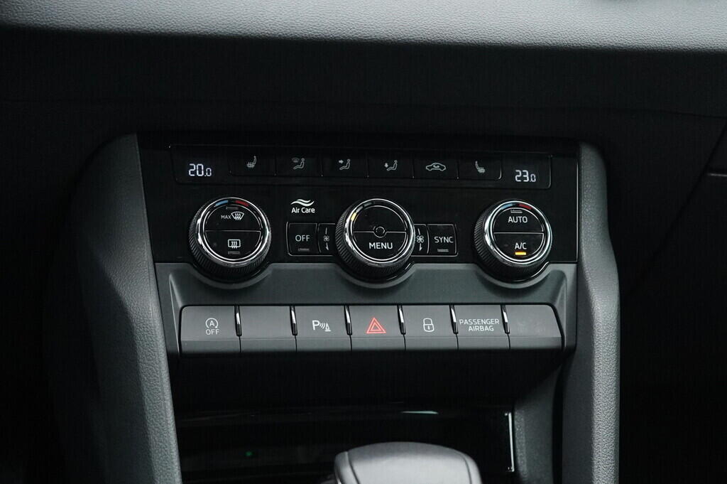 OV190V09750_29.webp_KAROQ Style 1.5 TSI 110 kW automat, DPH