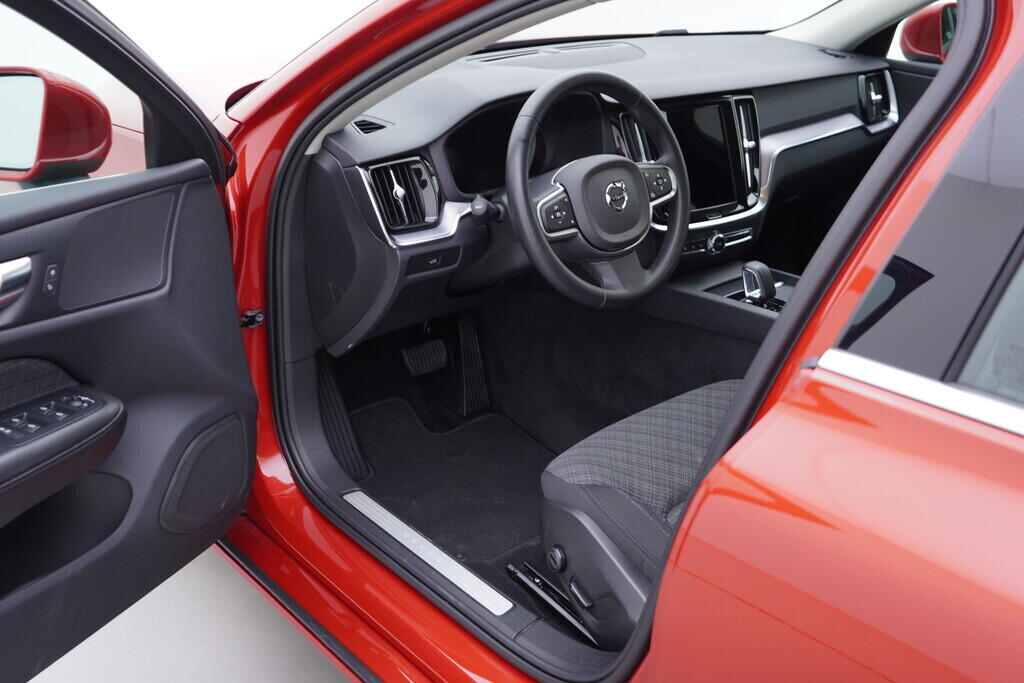 OV190V09752_18.webp_V60 CORE 2.0 B420T4 120 kW automat, DPH