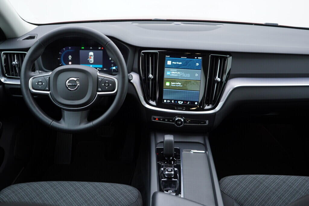 OV190V09752_26.webp_V60 CORE 2.0 B420T4 120 kW automat, DPH