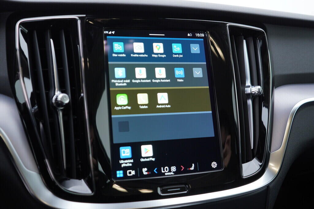 OV190V09752_28.webp_V60 CORE 2.0 B420T4 120 kW automat, DPH