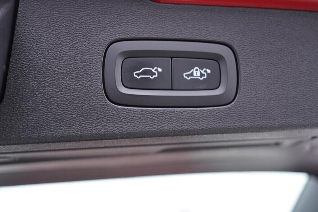 OV190V09752_36.webp_V60 CORE 2.0 B420T4 120 kW automat, DPH