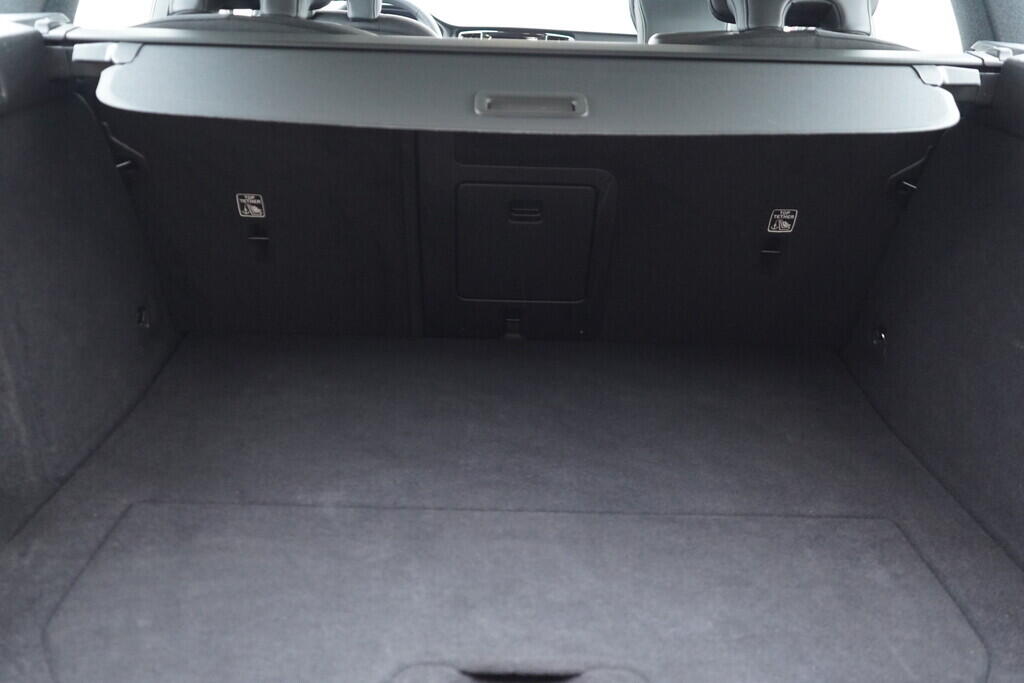 OV190V09752_37.webp_V60 CORE 2.0 B420T4 120 kW automat, DPH