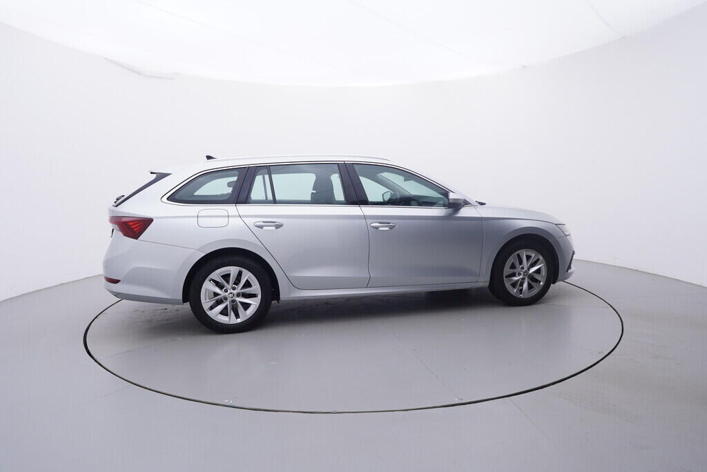 OV190V09753_15.webp_OCTAVIA Style 1.5 TSI 110 kW manuál, DPH