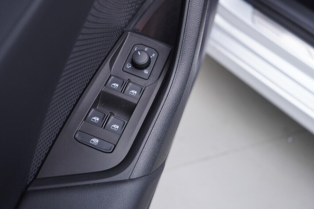 OV190V09753_20.webp_OCTAVIA Style 1.5 TSI 110 kW manuál, DPH