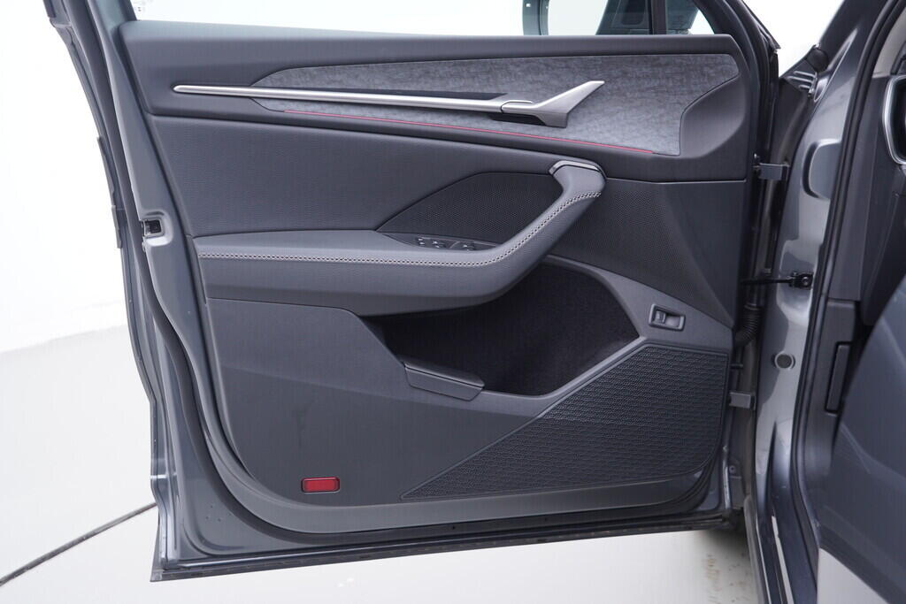 OV190V09754_19.webp_KODIAQ Selection 2.0 TDI 142 kW automat, DPH