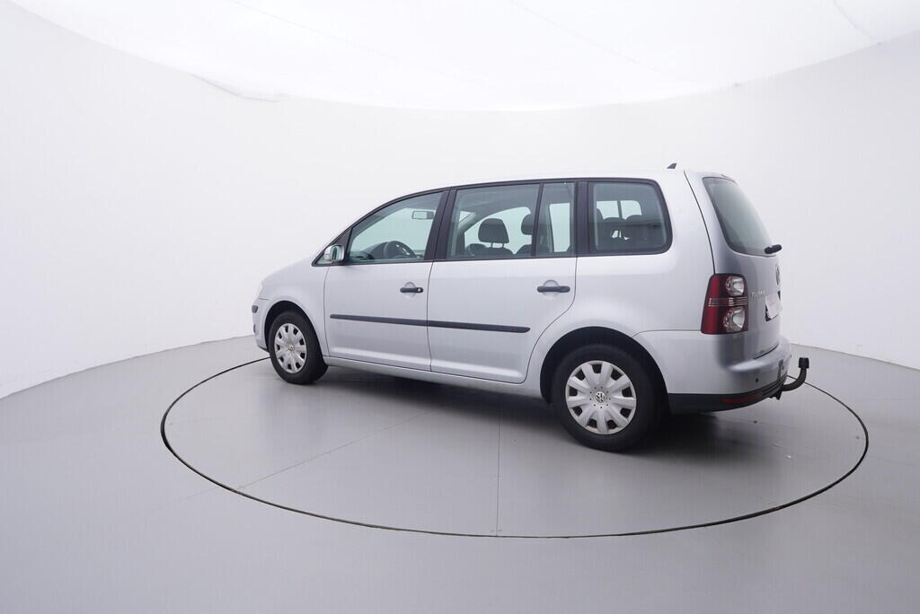 OV190V09755_12.webp_TOURAN  1.9 TDI 77 kW manuál