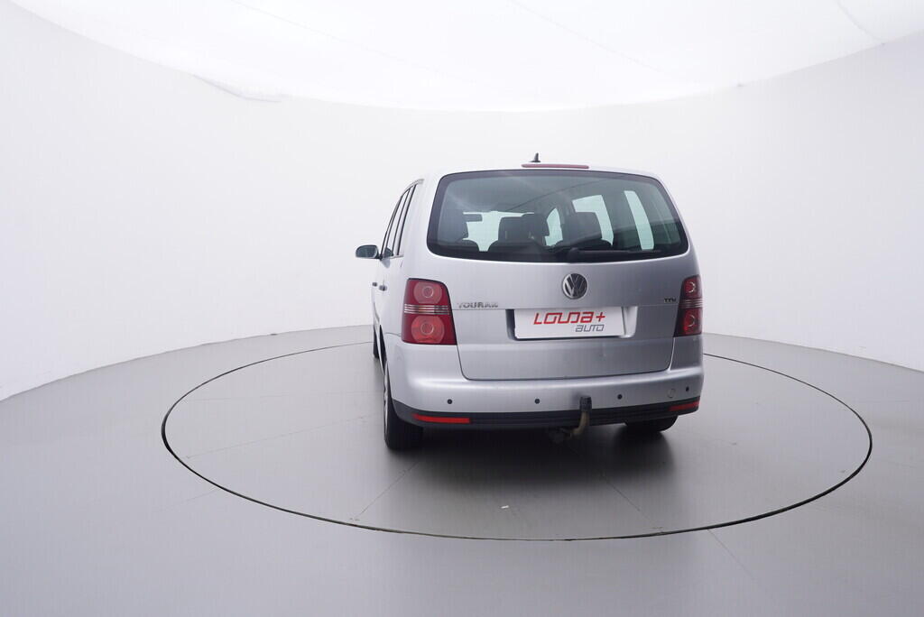 OV190V09755_13.webp_TOURAN  1.9 TDI 77 kW manuál