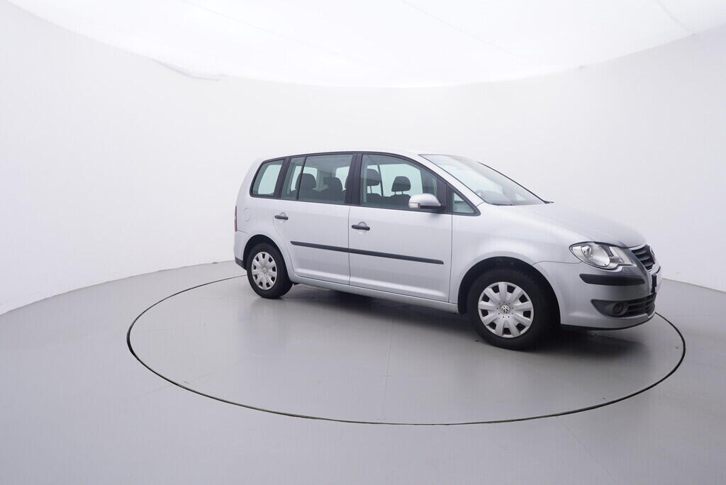 OV190V09755_16.webp_TOURAN  1.9 TDI 77 kW manuál