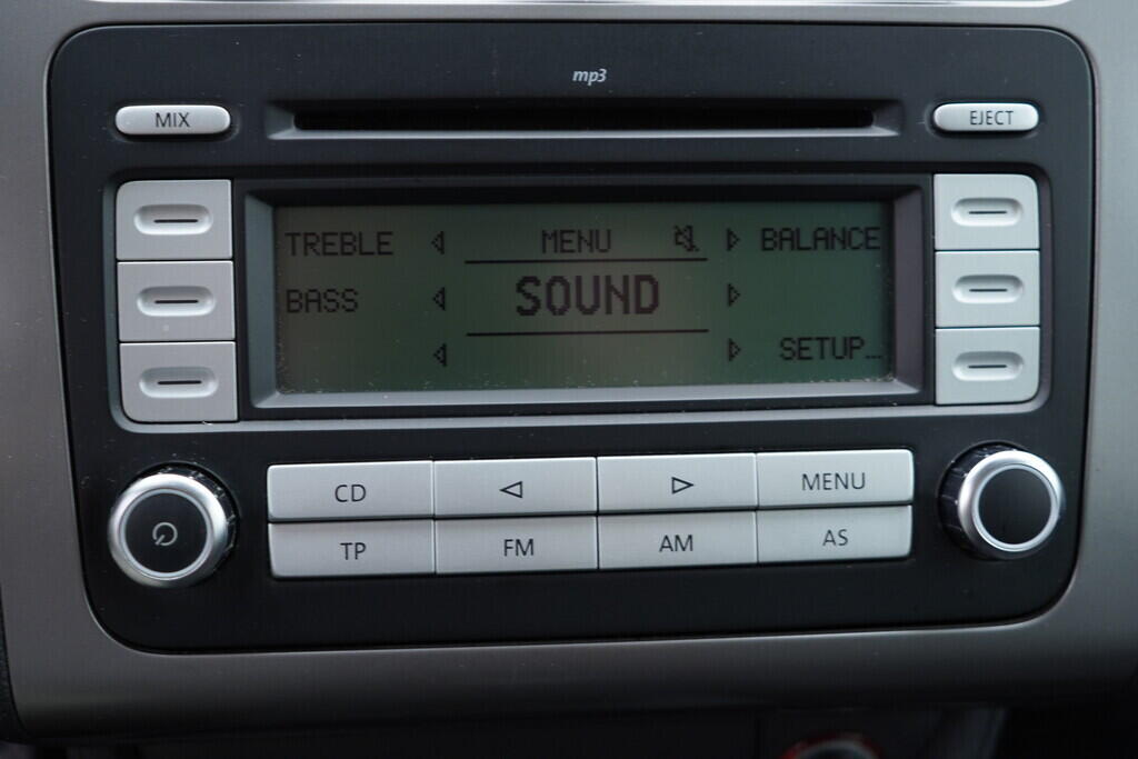 OV190V09755_28.webp_TOURAN  1.9 TDI 77 kW manuál