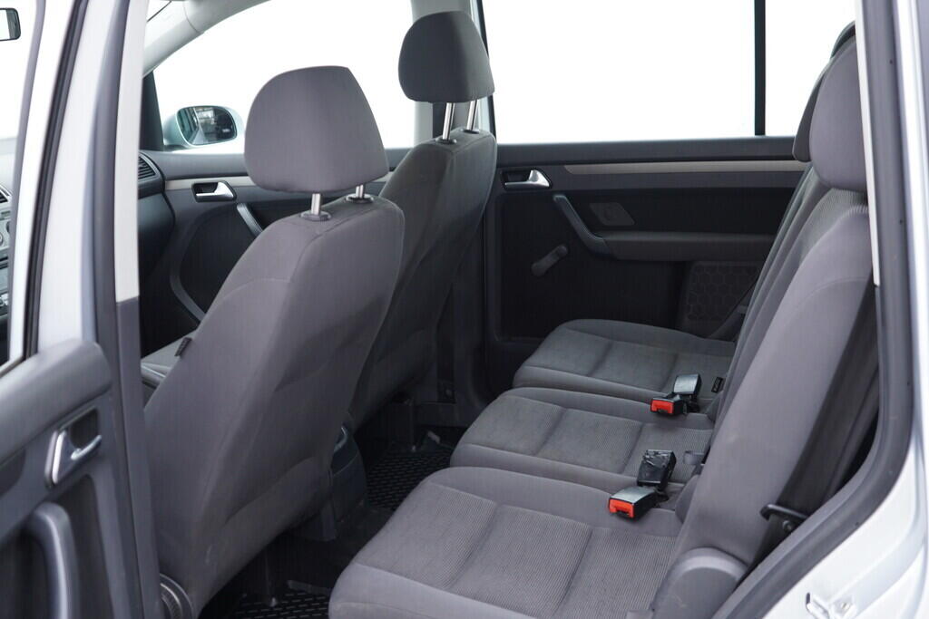 OV190V09755_31.webp_TOURAN  1.9 TDI 77 kW manuál