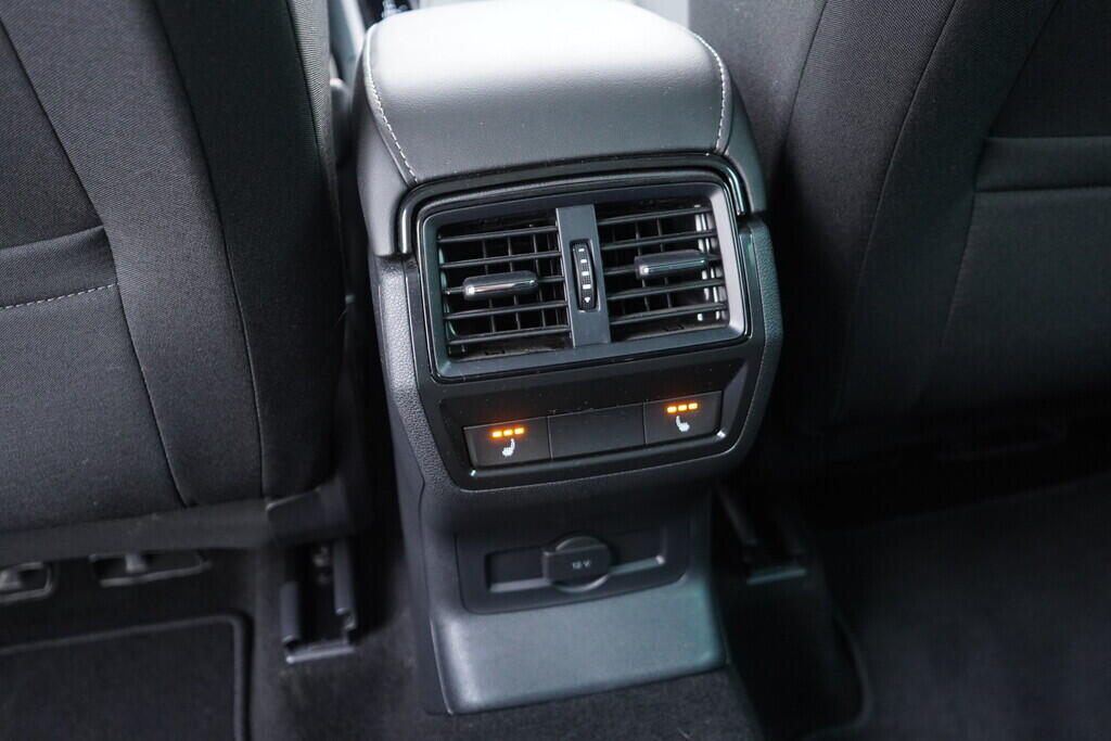 OV190V09756_35.webp_KAROQ Selection 1.5 TSI 110 kW automat, DPH