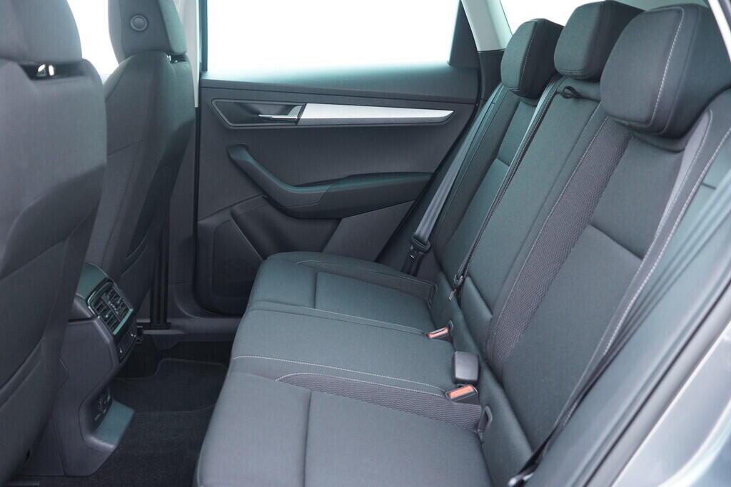 OV190V09756_36.webp_KAROQ Selection 1.5 TSI 110 kW automat, DPH