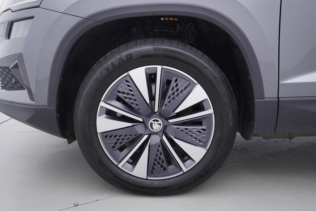 OV190V09756_41.webp_KAROQ Selection 1.5 TSI 110 kW automat, DPH