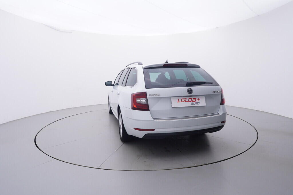 OV190V09757_13.webp_OCTAVIA Style 2.0 TDI 110 kW automat
